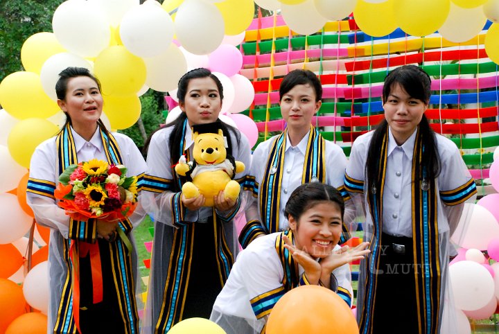 25551125-DSC_0913.jpg - ภาพพิธีพระราชทานปริญญาบัตร