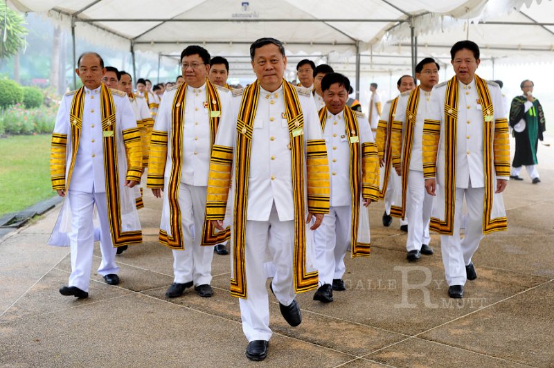 INT_8123.jpg - พิธีพระราชทานปริญญาบัตร ครั้งที่ 26