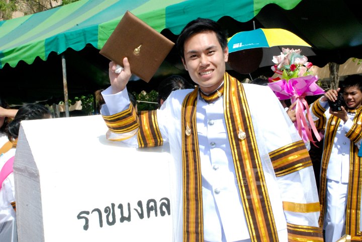 25551126-DSC_1385.jpg - รับปริญญา