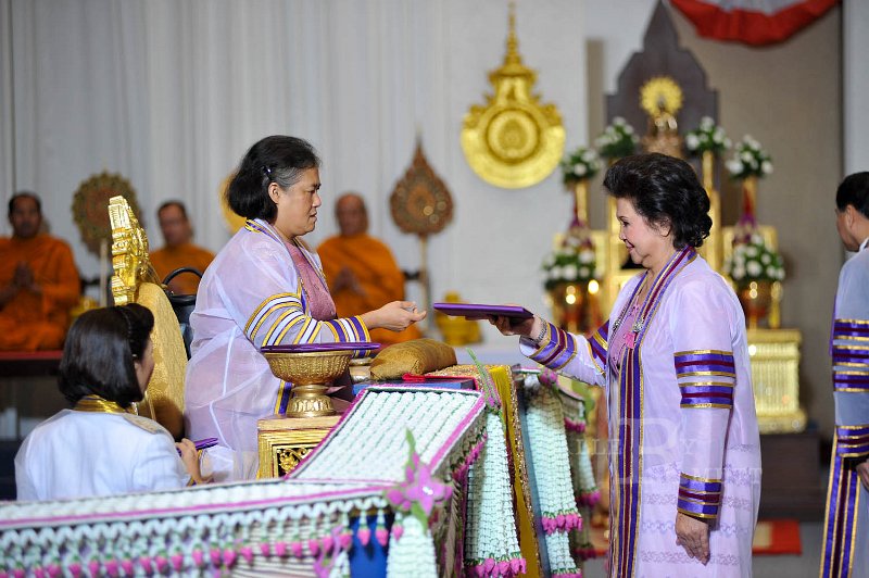 INT_8540.jpg - พระบรมฉายาลักษณ์ พิธีพระราชทานปริญญาบัตร ครั้งที่ 26