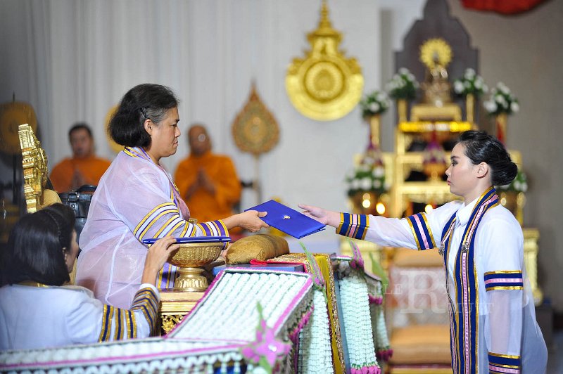 INT_8550.jpg - พระบรมฉายาลักษณ์ พิธีพระราชทานปริญญาบัตร ครั้งที่ 26