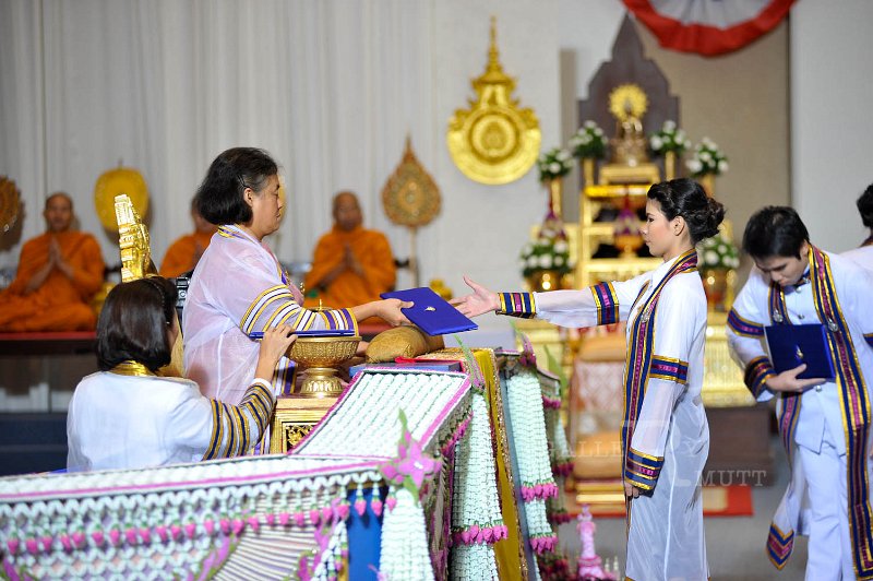 INT_8570.jpg - พระบรมฉายาลักษณ์ พิธีพระราชทานปริญญาบัตร ครั้งที่ 26