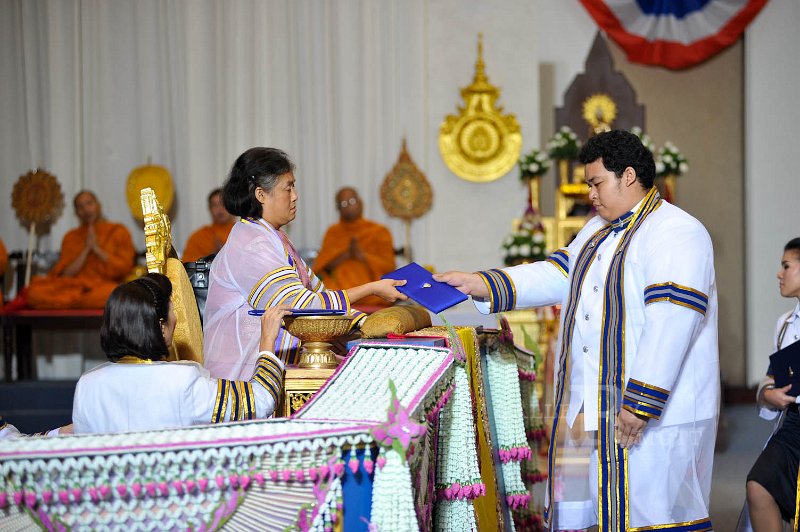 INT_8583.jpg - พระบรมฉายาลักษณ์ พิธีพระราชทานปริญญาบัตร ครั้งที่ 26