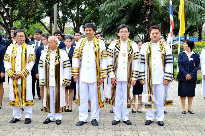 25551129-INT_9562-2.jpg - รับปริญญาครั้งที่ 26
