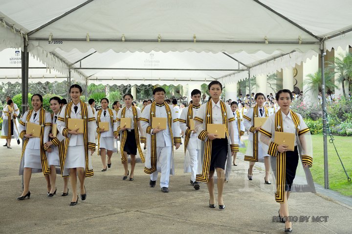 DSC_0008.jpg - ภาพบรรยากาศพิธีพระราชทานปริญญา