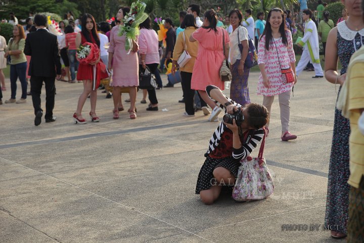 IMG_1403.jpg - ภาพบรรยากาศพิธีพระราชทานปริญญา