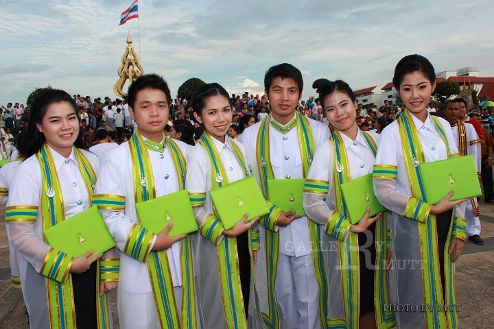 IMG_8444.jpg - ภาพบรรยากาศพิธีพระราชทานปริญญา