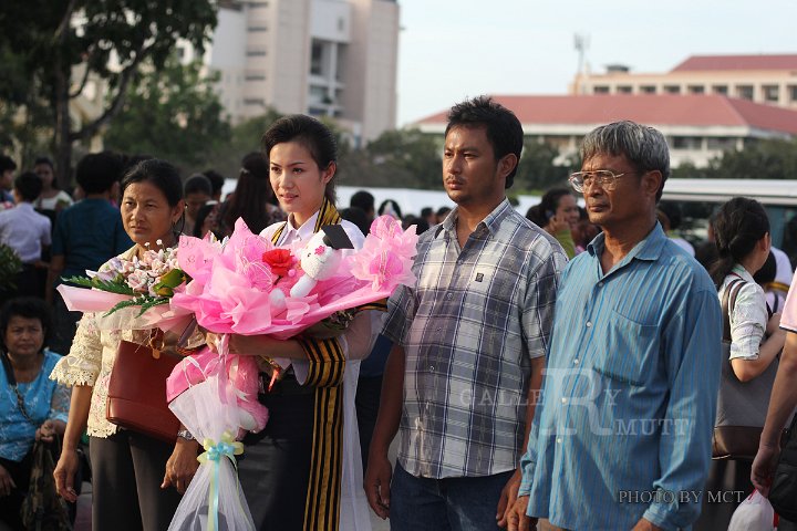 IMG_9810.jpg - ภาพบรรยากาศพิธีพระราชทานปริญญา