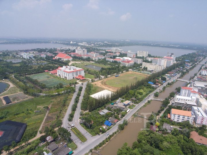 R1034737.jpg