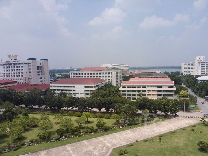 R1034771.jpg