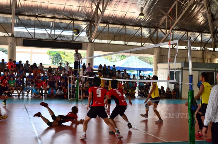 Q00_2992.JPG - Rajamangala Thanyaburi Game 29