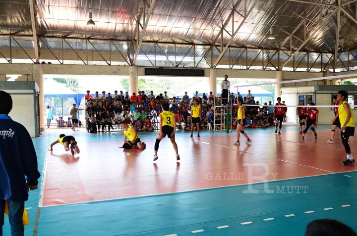 Q00_3028.JPG - Rajamangala Thanyaburi Game 29