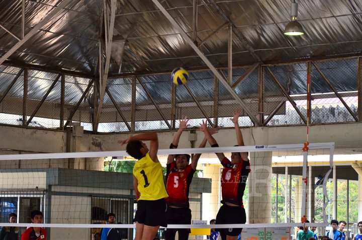 Q00_3048.JPG - Rajamangala Thanyaburi Game 29