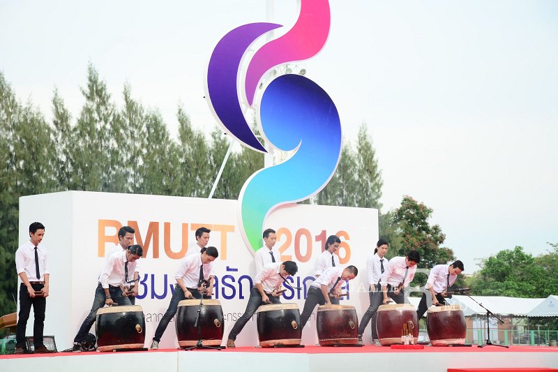 HEW_1219.JPG