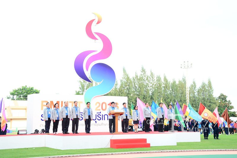 HEW_1569.JPG