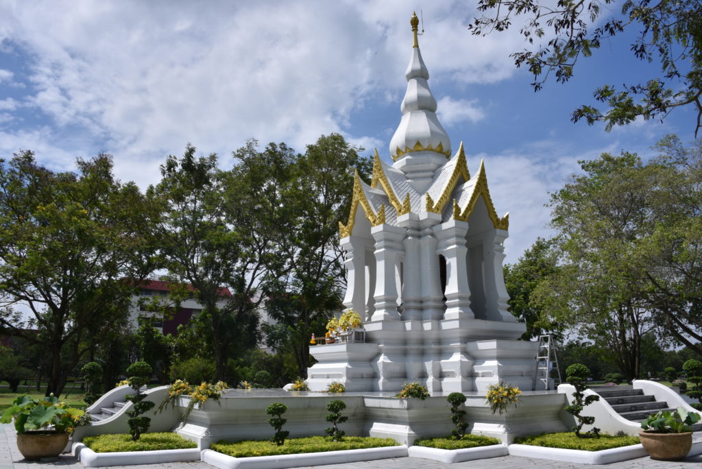 หอพระพุทธพิริยมงคล