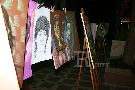 IMG_0221.JPG - งานกิ๊ฟ ศิลปกรรมของมหาวิทยาลัยเทคโนโลยีราชมงคลธัยบุรี