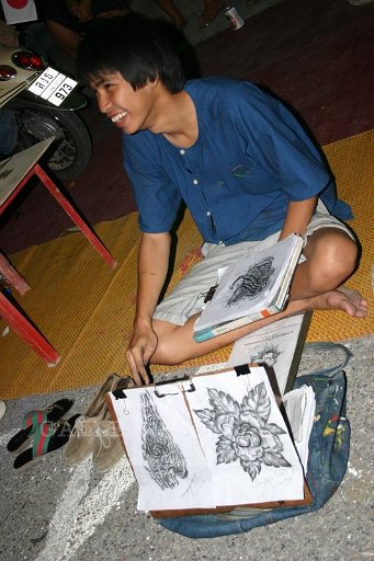 IMG_0244.JPG - งานกิ๊ฟ ศิลปกรรมของมหาวิทยาลัยเทคโนโลยีราชมงคลธัยบุรี