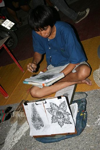 IMG_0245.JPG - งานกิ๊ฟ ศิลปกรรมของมหาวิทยาลัยเทคโนโลยีราชมงคลธัยบุรี