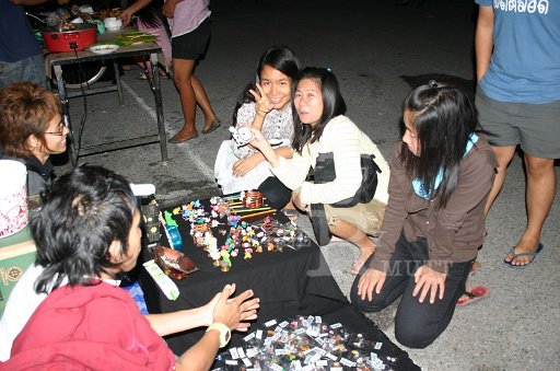 IMG_0299.JPG - งานกิ๊ฟ ศิลปกรรมของมหาวิทยาลัยเทคโนโลยีราชมงคลธัยบุรี