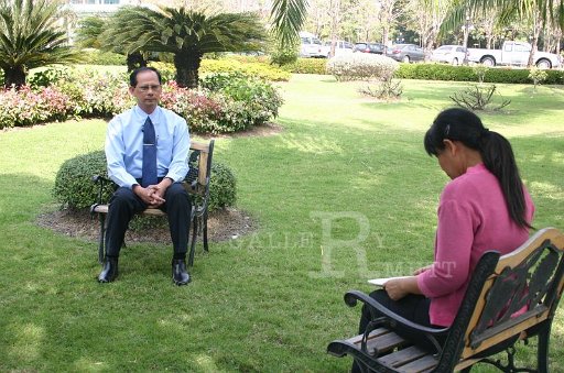 IMG_0303.JPG - รายการเพื่อนคู่คิดสัมภาษณ์อ.ชวลิต(แท่งไม้)