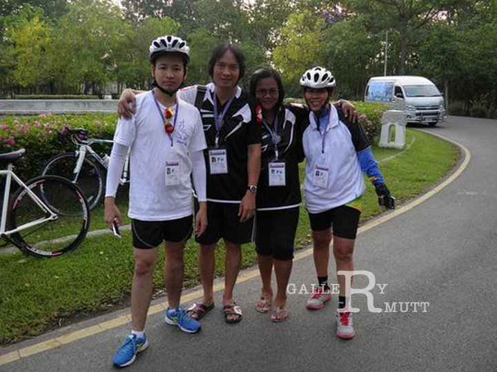 Sample-0330.jpg - ประมวลภาพการแข่งขันกีฬาบุคลากรสำนักงานคณะกรรมการการอุดมศึกษา ครั้งที่ 33 "อ่างแก้วเกมส์" ณ มหาวิทยาลัยเชียงใหม่ ระหว่างวันที่ 1 - 8 พฤษภาคม 2557 ที่ผ่านมา