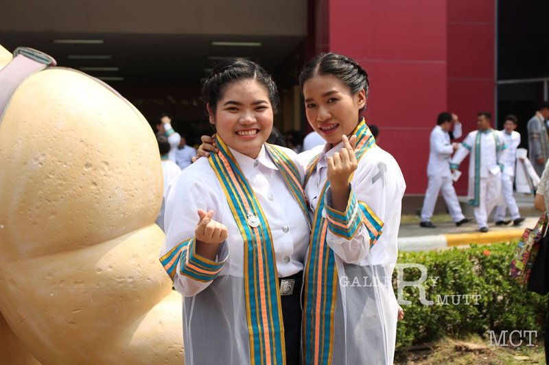 20170315-mct038.jpg - graduation 30