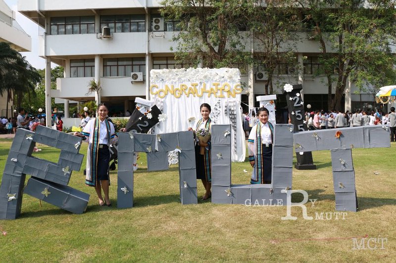 20170315-mct049.jpg - graduation 30