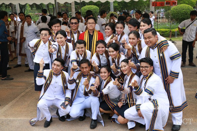 20170316-mct-03014.jpg - graduation 30