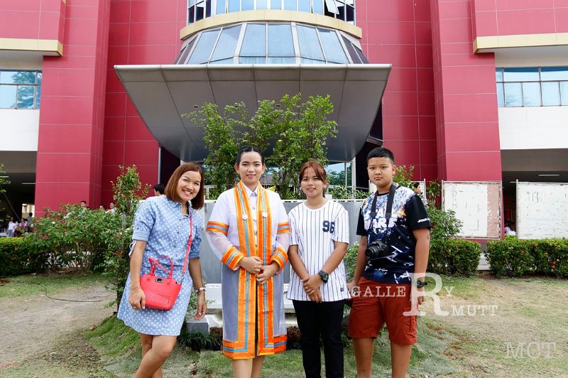 20170316-mct-04023.jpg - graduation 30