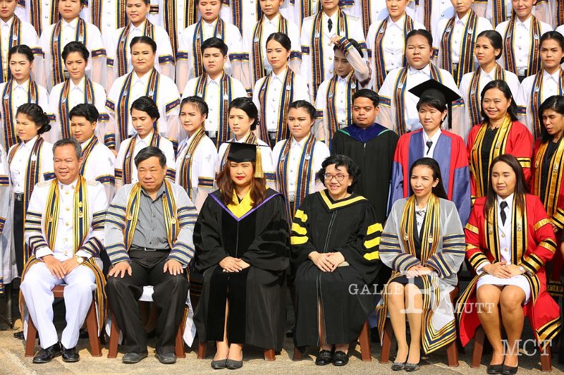 20170316-mct-04079.jpg - graduation 30