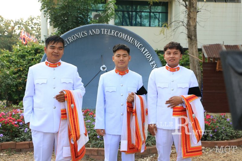 20170316-mct-04318.jpg - graduation 30