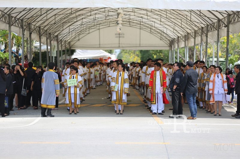 20170319-MCT-04-001.jpg - graduation 30