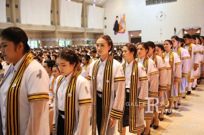 20170319-MCT-04-066.jpg - graduation 30