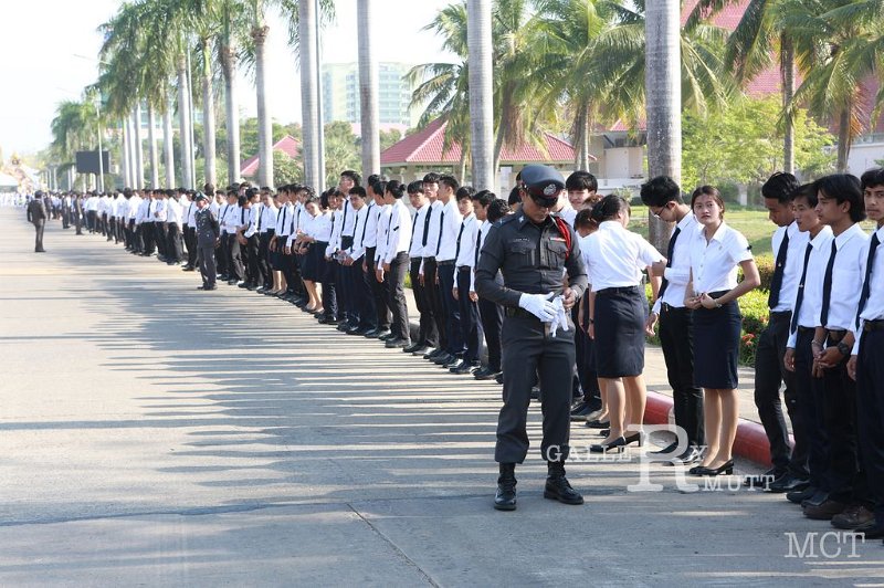 20170320-MCT-07-030.jpg - graduation 30