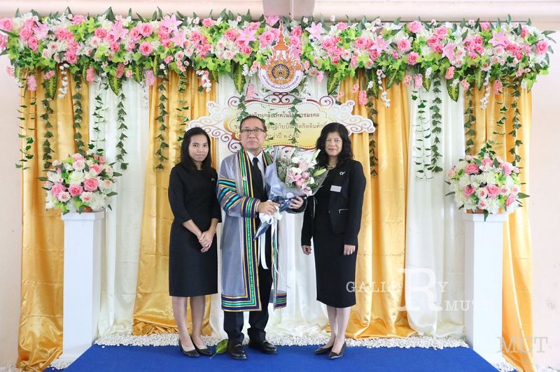20170320-MCT-07-091.jpg - graduation 30
