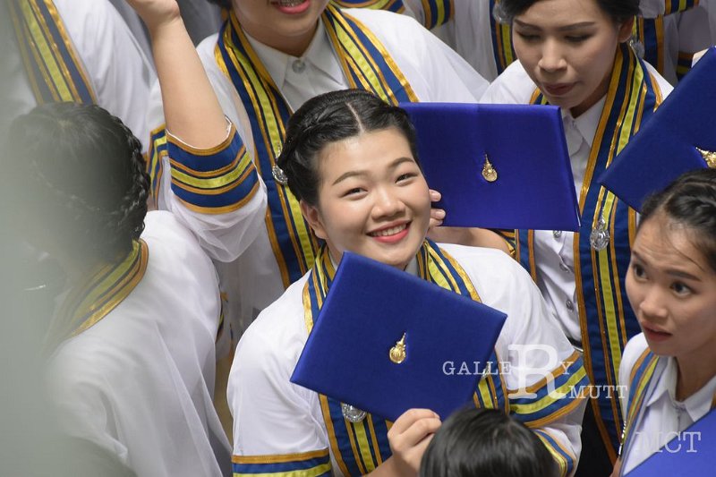 20170321-MCT-03-036.jpg - graduation 30