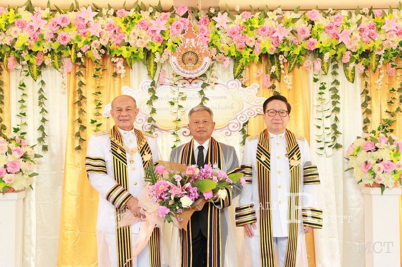 20170321-MCT-03-206.jpg - graduation 30