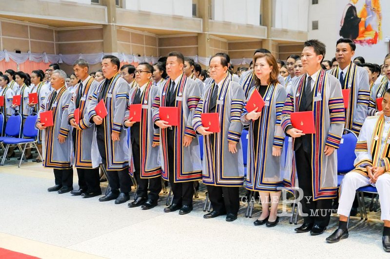 20170321gradua-AM0113.jpg