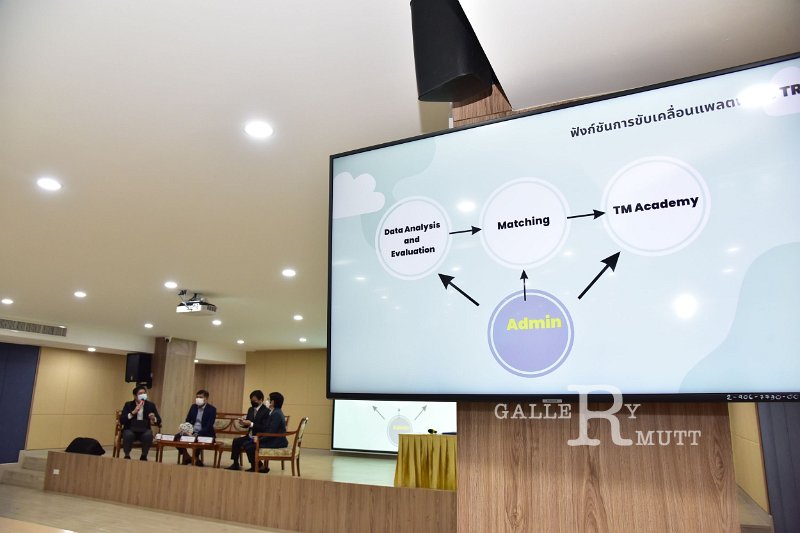 20220829-LeanHigher-222.JPG