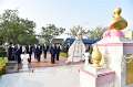 20221020-layingawreath-038