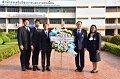 20221020-layingawreath-068
