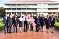 20221020-layingawreath-072