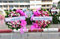 20221020-layingawreath-111