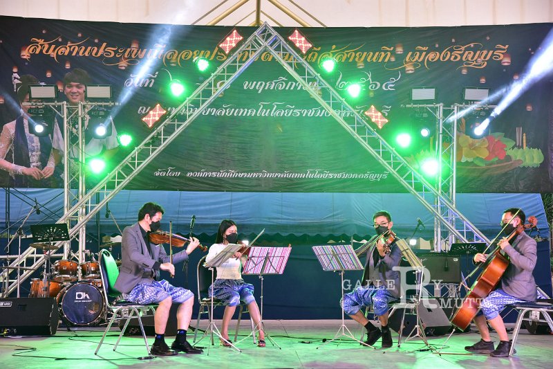 20221107-LoyKratong-001.JPG