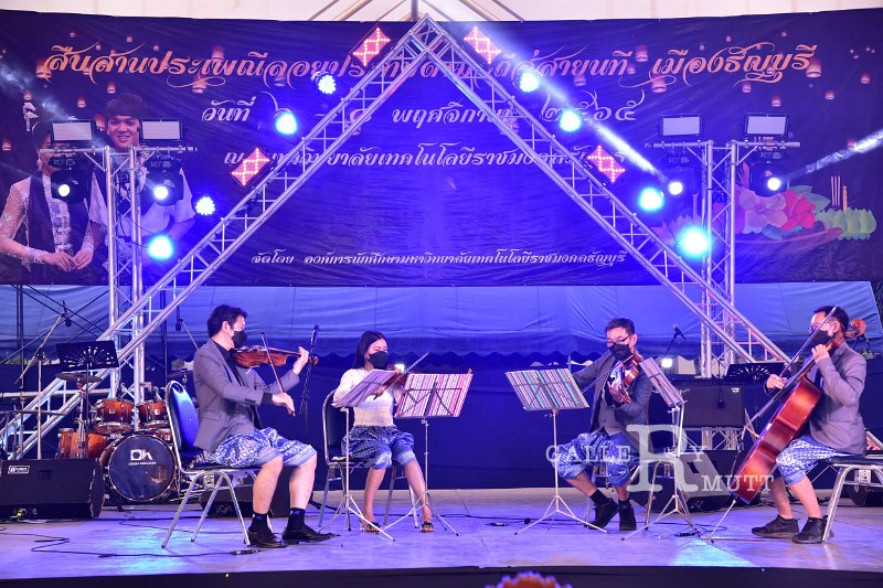 20221107-LoyKratong-002.JPG