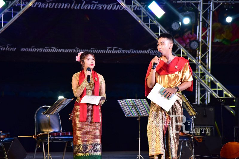 20221107-LoyKratong-010.JPG