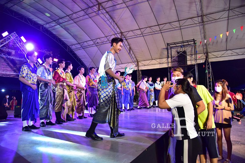 20221107-LoyKratong-152.JPG