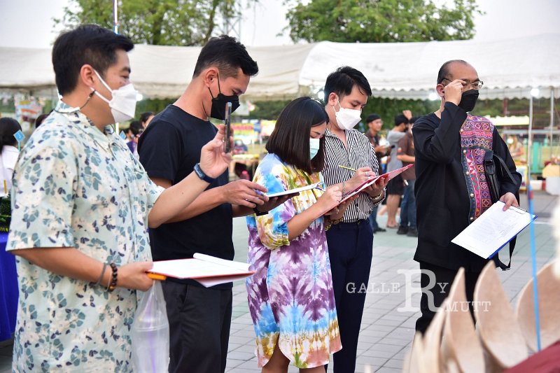 20221108-LoyKratong-014.JPG