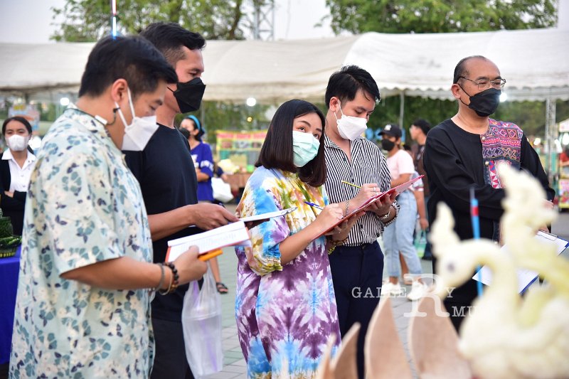 20221108-LoyKratong-015.JPG